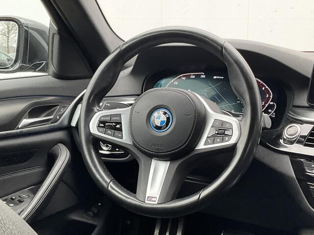 BMW 5-SERIE Touring 530e M-Sport Leer Memory Laser Adapt.Cr Sfeer PHEV Business Edition Plus Plug-in