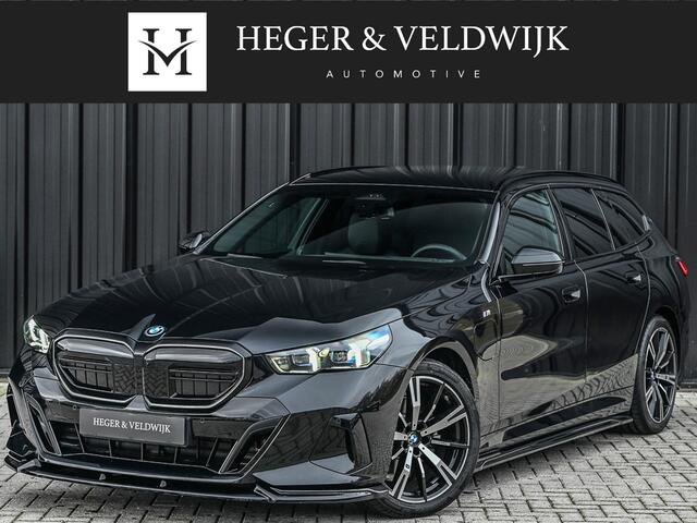 BMW 5-SERIE Touring 530e Xdrive 300pk M Sport | Shadowline | Comfort access | Bowers&Wilkins | Iconic grill | Active cruise | 360 camera | Ambiance | El. trekhaak