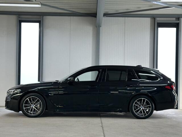 BMW 5-SERIE Touring 530e M Sport Edition | Elek. Trekhaak | H&K Sound | ACC | Park-Assist |