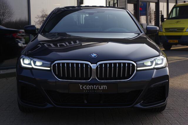 BMW 5-SERIE 530e M-Sport Business Edition Plus 293 PK, Schuifdak, Driving Ass. Prof, Camera, Head-Up, Carplay