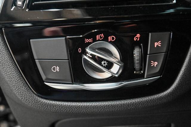 BMW 5-SERIE 530e xDrive | M-Sport | HUD | STOELVERWARMING | HARMAN KARDON |