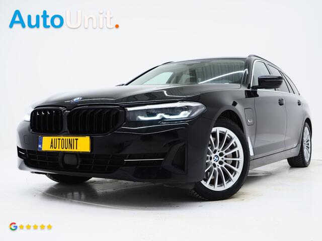 BMW 5-SERIE Touring 530e xDrive | Leder | Trekhaak | Camera | Adaptive Cruise | Stoelverwarming | DAB | Carplay