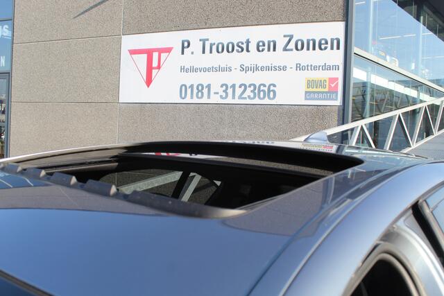 BMW 5-SERIE 530e iPerformance Executive M-Sport Panoramadak/Head-Up Display/Apple carplay/Sfeerverlichting/Navigatie/Achteruitrijcamera/Stoelverwarming/Parkeersensoren Voor+Achter/Cruise Control/Sport Stoelen/Voorstoelen Elektrisch/Elektrische achterklep