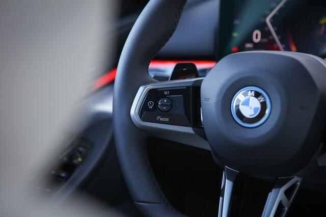 BMW 5-SERIE Touring 530e M Sport Edition