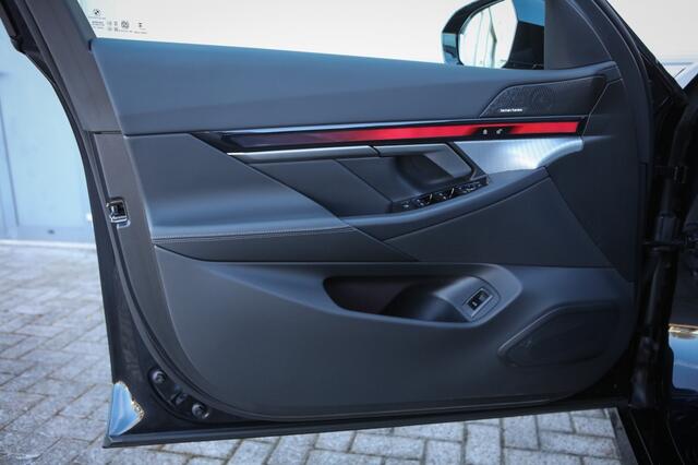 BMW 5-SERIE Touring 530e M Sport Edition