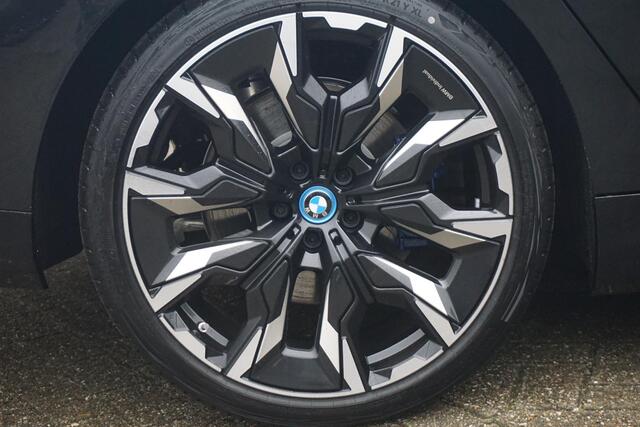 BMW 5-SERIE Touring 530e M Sportpakket Pro 21'' / Bowers & Wilkins / Driving Assistant Professional / Panoramadak / Trekhaak