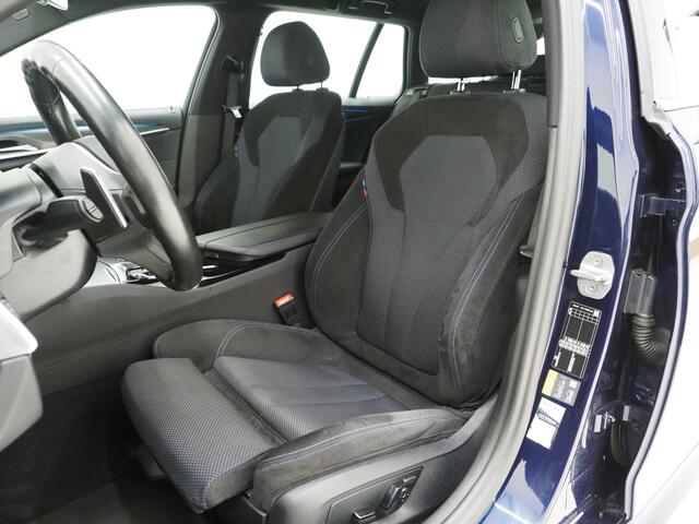 BMW 5-SERIE Touring 530e xDrive M Sport | Harman/Kardon | LaserLED | Adaptive Cruise | Sportstuur | Keyless | Camera | Carplay