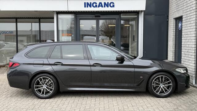 BMW 5-SERIE Touring 520i High Executive | M-Sport | Leer | Camera