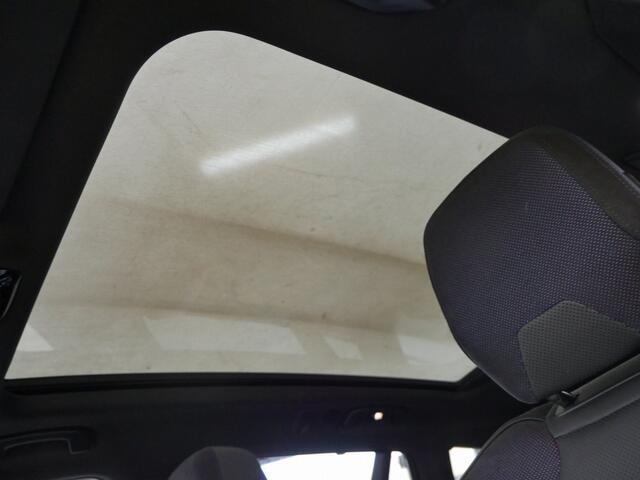 BMW 5-SERIE Touring 550e xDrive M-Sport Pro | 20" | Panorama | CoPilot | Bowers & Wilkins | Trekhaak |