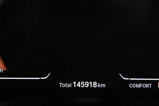 BMW 5-SERIE Touring 520d *1ste Eigenaar*Leer*Panoramadak*Trekhaak*Ambiente*