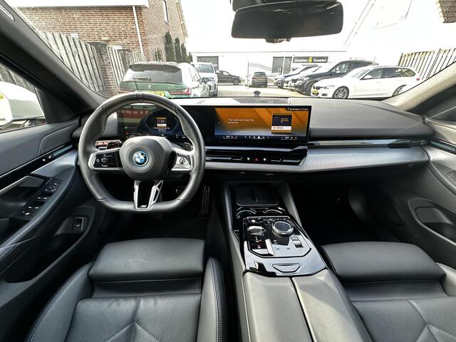 BMW 5-SERIE Touring 530e xDrive M-Sport