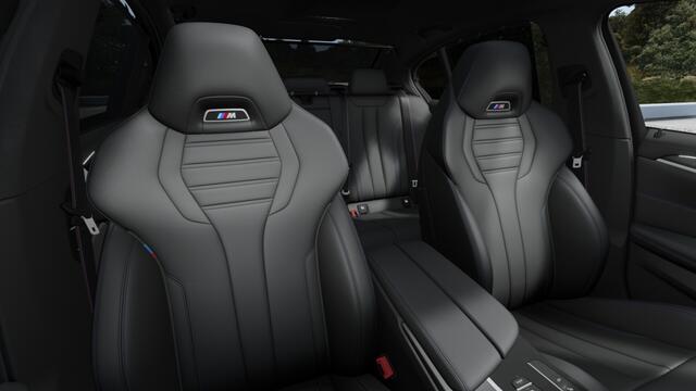 BMW 5-SERIE 530e 292PK X-Drive M-Sport / Softclose / Individual / 360° / M-S