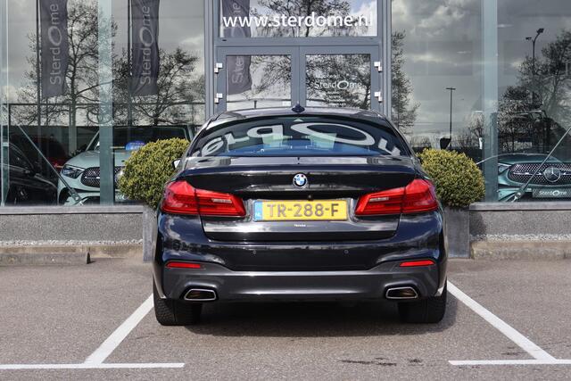 BMW 5-SERIE 520d EDE High Executive M Sport pakket l LED Adaptief l Navigatie Professional l Airodynamica pakket l Driving Assistance l PDC l Ambiance verlichting l Warmte Comfort pakket l Electrisch verwarmde voorstoelen l Camera l Alarm klasse 3 l Comfortstoelen vo