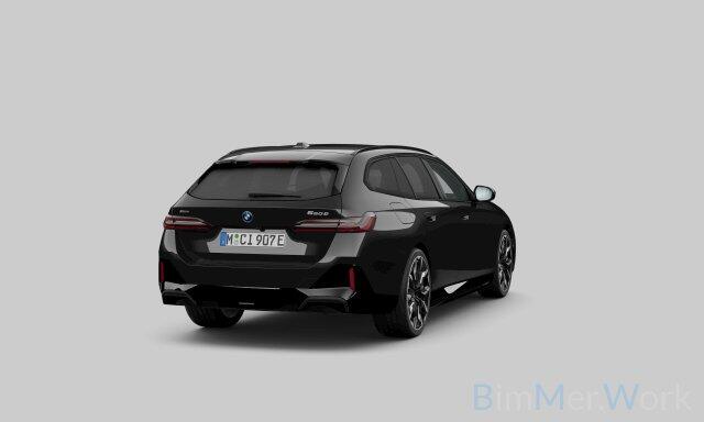 BMW 5-SERIE Touring 550e xDrive M-Sport Pro Pano ACC B&W 360 HUD Stoelvent