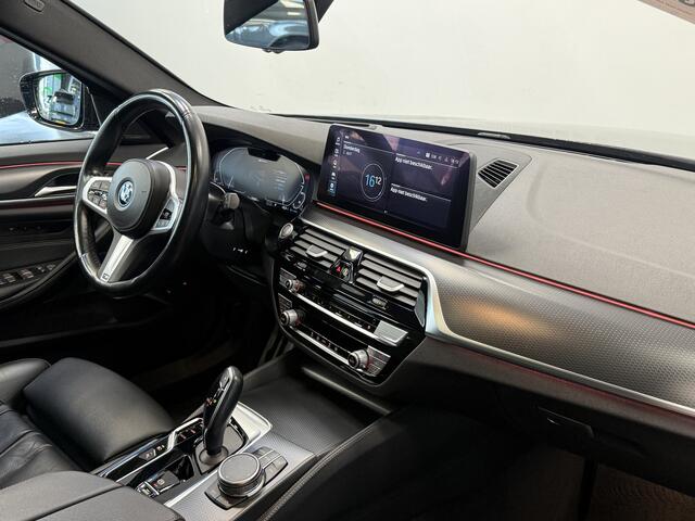 BMW 5-SERIE Touring 530e xDrive Business Edition Plus M Sport ACC Co-Pilot Panoramadak ! 2e Paasdag geopend van 12.00 tot 17:00u !