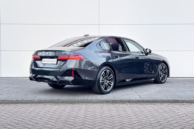 BMW 5-SERIE 530e M Sport Edition