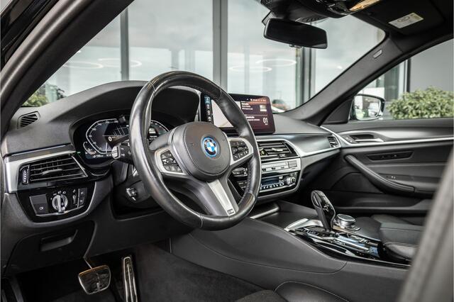BMW 5-SERIE 530e - M Sport | Panorama | Stoelkoeling | ACC