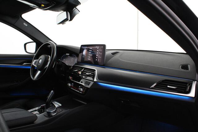 BMW 5-SERIE Touring 530e xDrive High Executive M Sport > Shadow-Line/Driving Assistant Professional