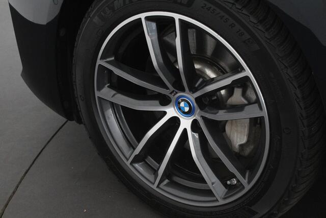 BMW 5-SERIE Touring 530e xDrive High Executive M Sport > Shadow-Line/Driving Assistant Professional