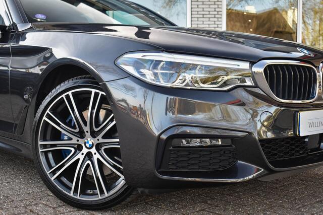 BMW 5-SERIE 530e iPerformance M-Sport Edition Pano Comf Zetels