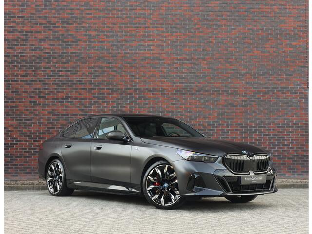 BMW 5-SERIE 550e xDrive | Pano - M Sport Pro - Bowers&Wilkins