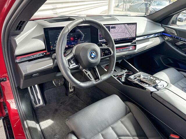 BMW 5-SERIE Sedan 550e xDrive