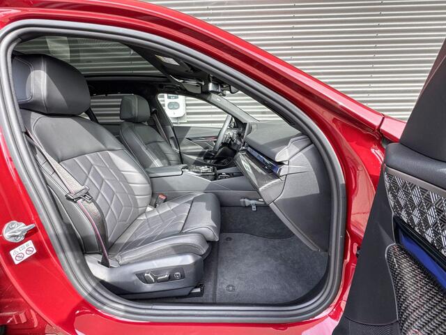 BMW 5-SERIE Sedan 550e xDrive