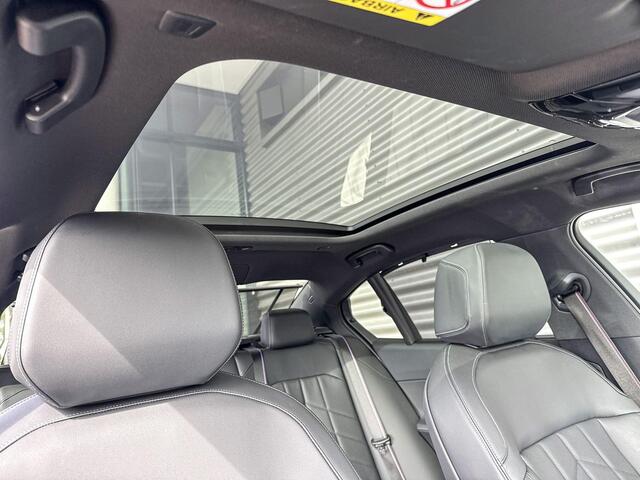 BMW 5-SERIE Sedan 550e xDrive