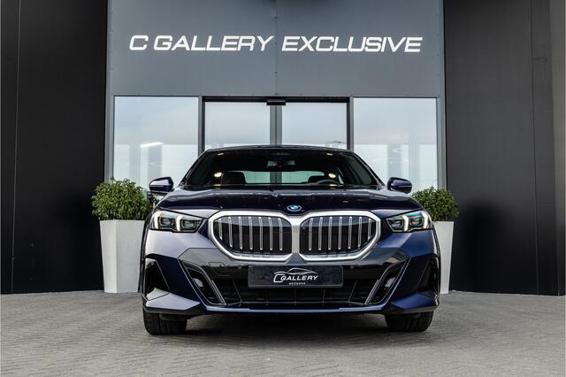 BMW 5-SERIE 530e - M Sport | 360 Camera | Keyless | HUD