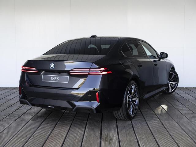 BMW 5-SERIE 530e M Sport Edition | M Sportpakket Pro | Innovation Pack | Comfort Pack | Travel Pack | Panoramadak