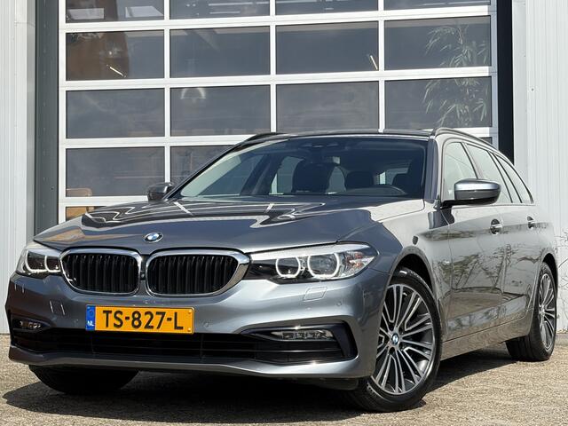 BMW 5-SERIE Touring 520i High Executive 184pk | Sport Line | Bluetooth | Elektrisch bedienbare achterklep | LED koplampen | Lederen bekleding | Navigatiesysteem full map | Voorstoelen verwarmd | Trekhaak elektrisch uitklapbaar | Prachtig exemplaar!