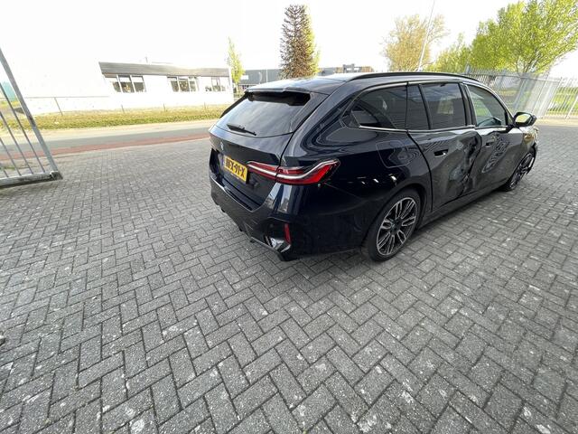 BMW 5-SERIE Touring 530e M Sport Edition
