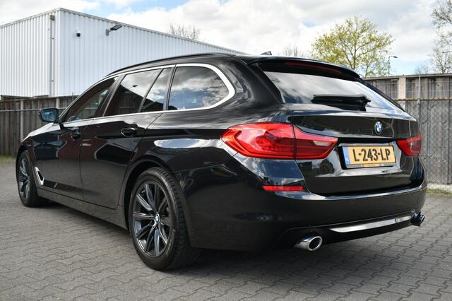 BMW 5-SERIE Touring 520d High Exe Panodak | Leder | Elektr.Trekhaak