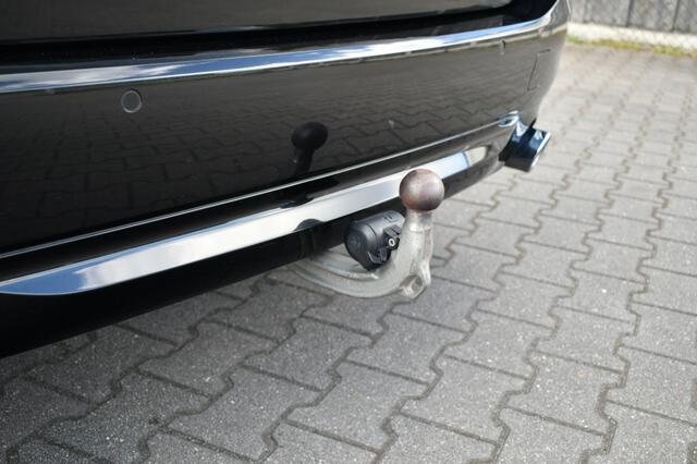 BMW 5-SERIE Touring 520d High Exe Panodak | Leder | Elektr.Trekhaak