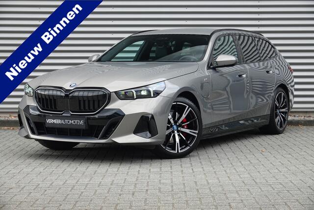 BMW 5-SERIE Touring 530e M-Sport Pro | H&K | Ventilatie | HUD | Trekhaak |