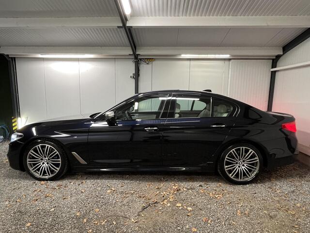 BMW 5-SERIE M550i xDrive High Executive 2017 VOLL OPTIES*NP ¤153.000,- 2e EIG*DEALER O.H..