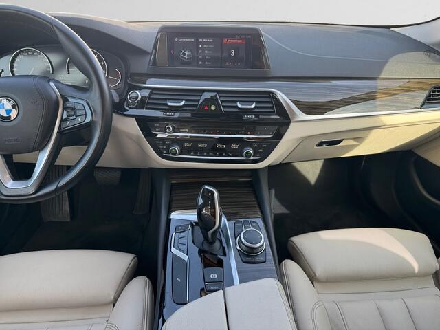 BMW 5-SERIE 520i High Executive Aut- Panoramadak, Xenon Led, Elek Interieur, Keyless