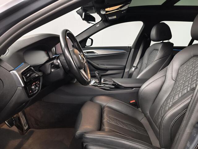 BMW 5-SERIE Touring 530e M-sport | 19 Inch W spaak | Elek glazen panorama dak | Trekhaak |
