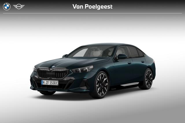 BMW 5-SERIE Sedan 530e M Sport Edition | M Sportpakket Pro | Innovation Pack | Comfort Pack | Trekhaak