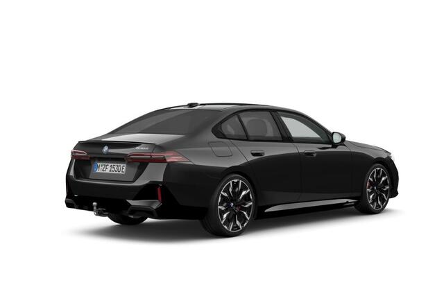 BMW 5-SERIE Sedan 530e M Sport Edition | M Sportpakket Pro | Innovation Pack | Travel Pack | Comfort Pack | Trekhaak