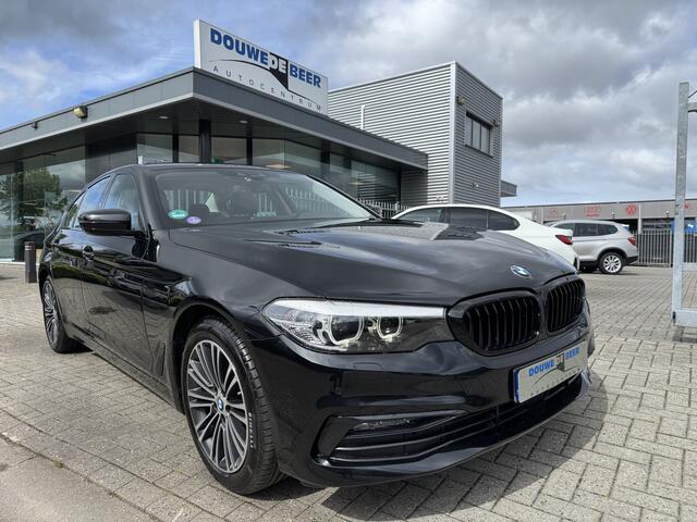 BMW 5-SERIE 520i Sportline High Executive