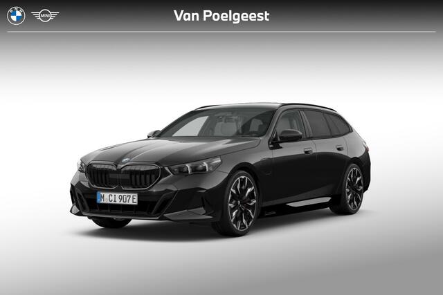 BMW 5-SERIE Touring 530e M Sport Edition | M Sportpakket Pro | Innovation Pack | Travel Pack | Comfort Pack | Trekhaak