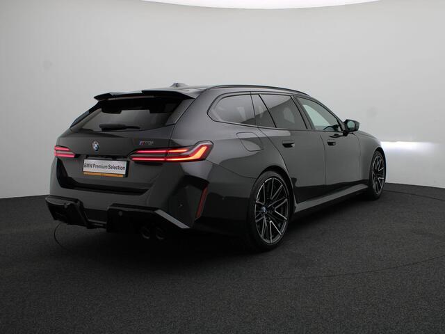 BMW 5-SERIE Touring M5 Comfort Pack | Trekhaak | Panoramadak | Driving Assistant Professional | Bowers & Wilkins | M Driver's Pack