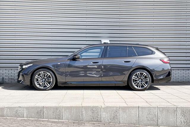 BMW 5-SERIE Touring 530e M Sport Edition