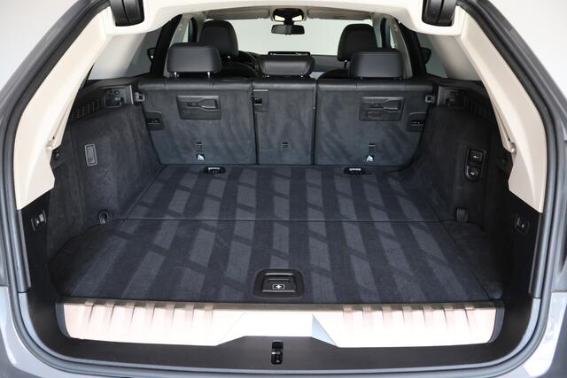 BMW 5-SERIE Touring 520e 204Pk BUSINESS Edition Plus SOH 97% | FULL LED | LEDER | CAMERA | STOELVERW | ELEK TREKHAAK | LMV