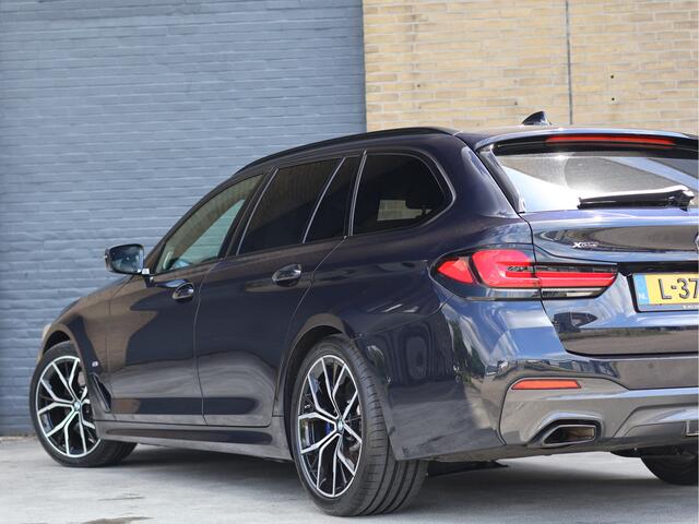 BMW 5-SERIE Touring 520d xDrive M Sport Laser | HUD | Harman/Kardon | Assistant Plus | ACC