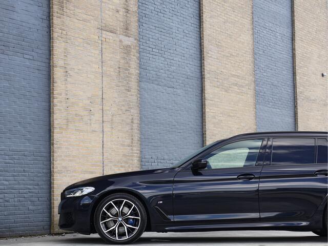 BMW 5-SERIE Touring 520d xDrive M Sport Laser | HUD | Harman/Kardon | Assistant Plus | ACC