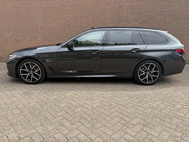 BMW 5-SERIE Touring 530e Business Edition Plus M sport Pano H&K