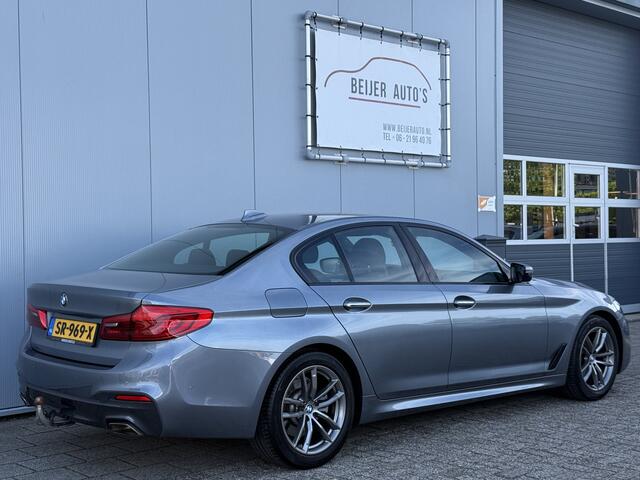 BMW 5-SERIE 520i Executive Automaat M-Pakket/Trekhaak/LED.
