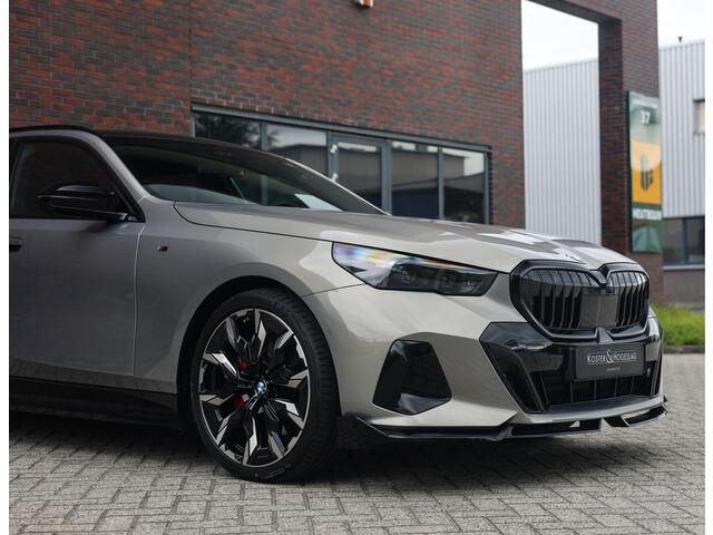 BMW 5-SERIE Touring 550e xDrive | M Performance - Trekhaak - Bowers & Wilkins